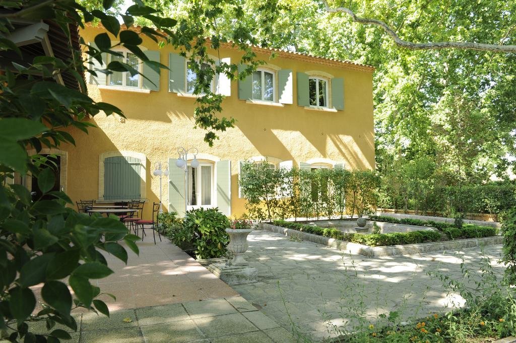 Auberge Bourrelly Cabries Luaran gambar