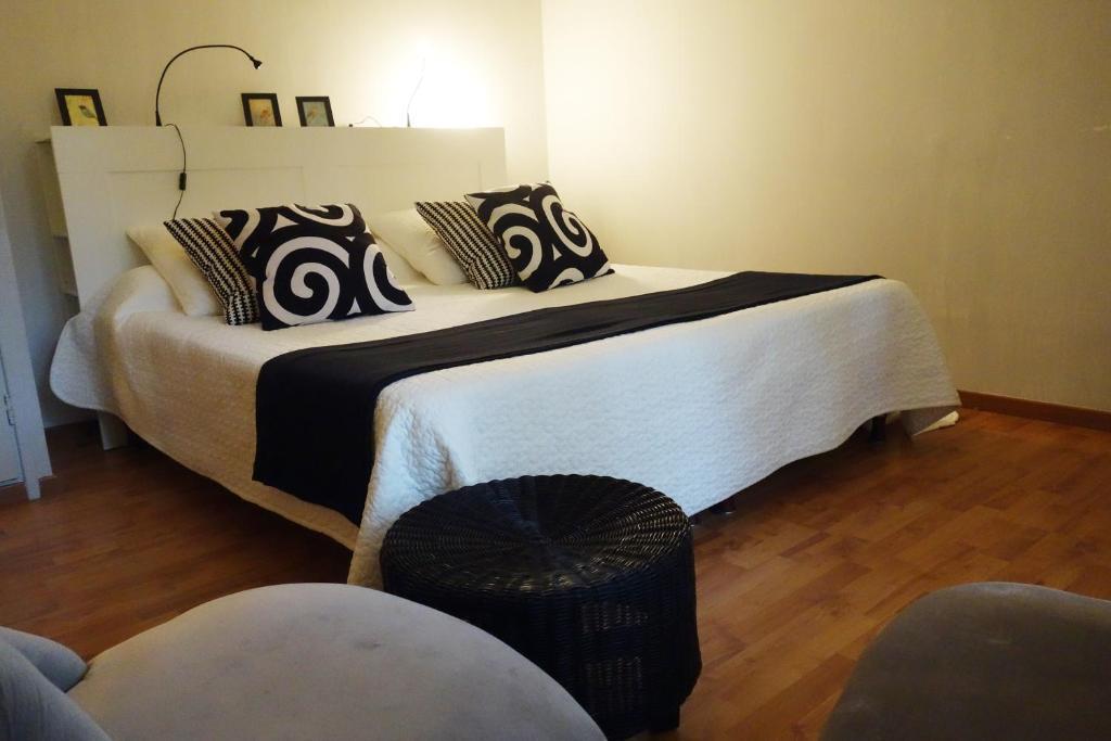 Auberge Bourrelly Cabries Luaran gambar